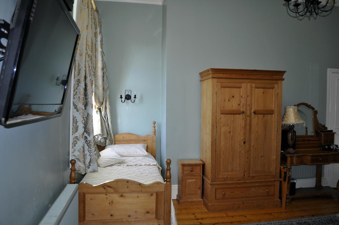 Highfield House Guesthouse Trim Habitación foto